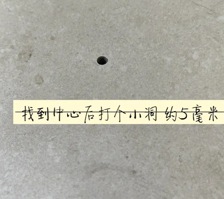 吉林瓷砖空鼓维修公司专业解答在瓷砖铺贴过程中，如果砂料搅拌不均匀，将会带来以下问题